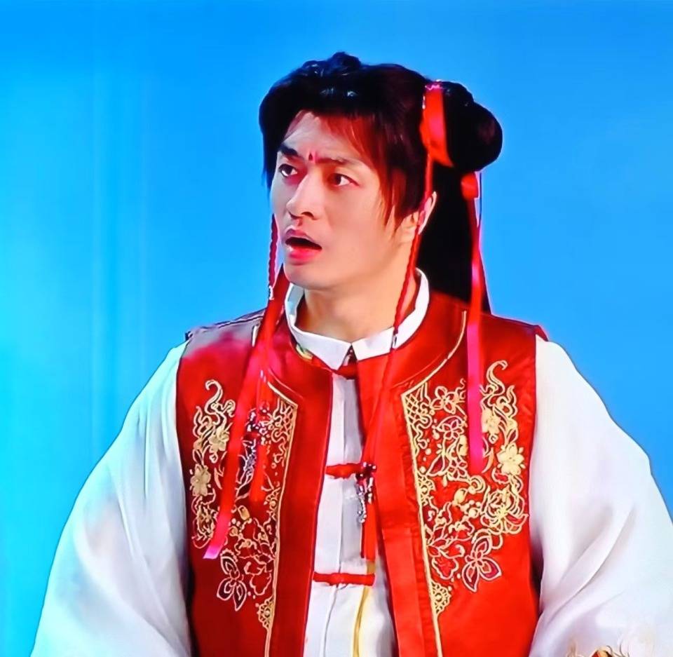 原创
            2026年央视春晚之外的22台春晚，个人最喜爱的十大喜剧类节目，十大歌舞类节目相关配图