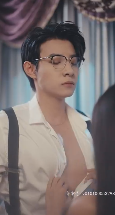 病娇大佬又凶又宠(偏执霍总的掌中雀)