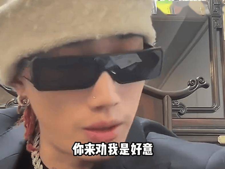 终于！Asen和Sakee和好了！相关配图